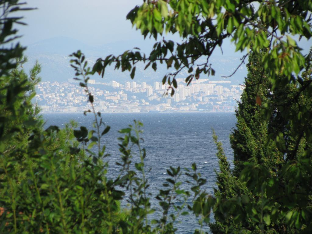 Apartment Sea Garden Ičići Eksteriør bilde